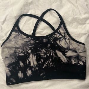 Good American Tie Dye sports bra